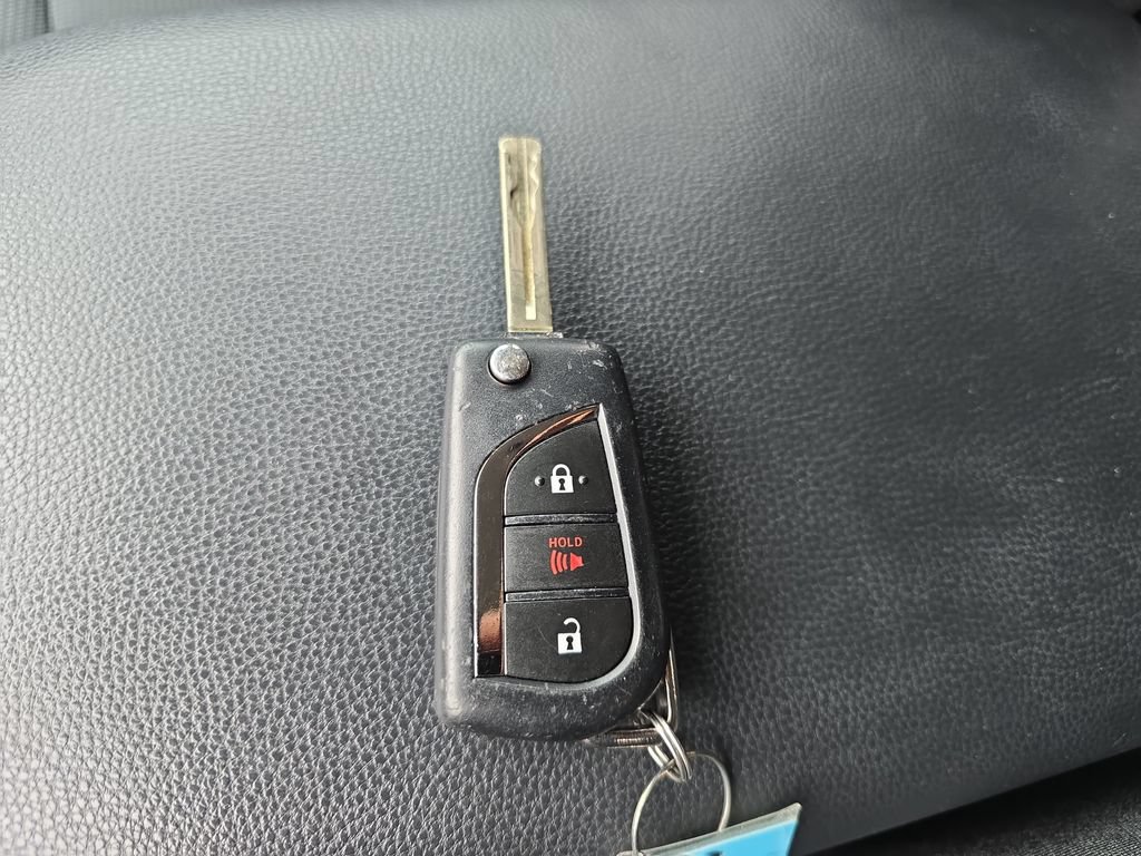 Used 2023 Toyota RAV4 LE FWD image 38