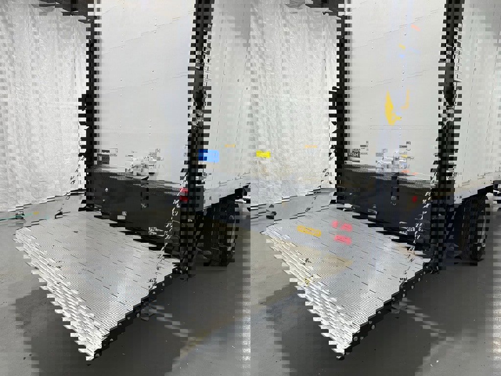 Used 2022 Chevrolet Express 3500 w/ Power Convenience Package image 35