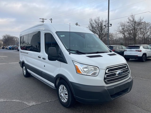 Used 2018 Ford Transit 350 XLT image 4