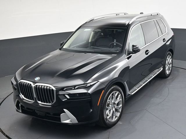 Used 2026 BMW X7 xDrive40i AWD/4WD image 32