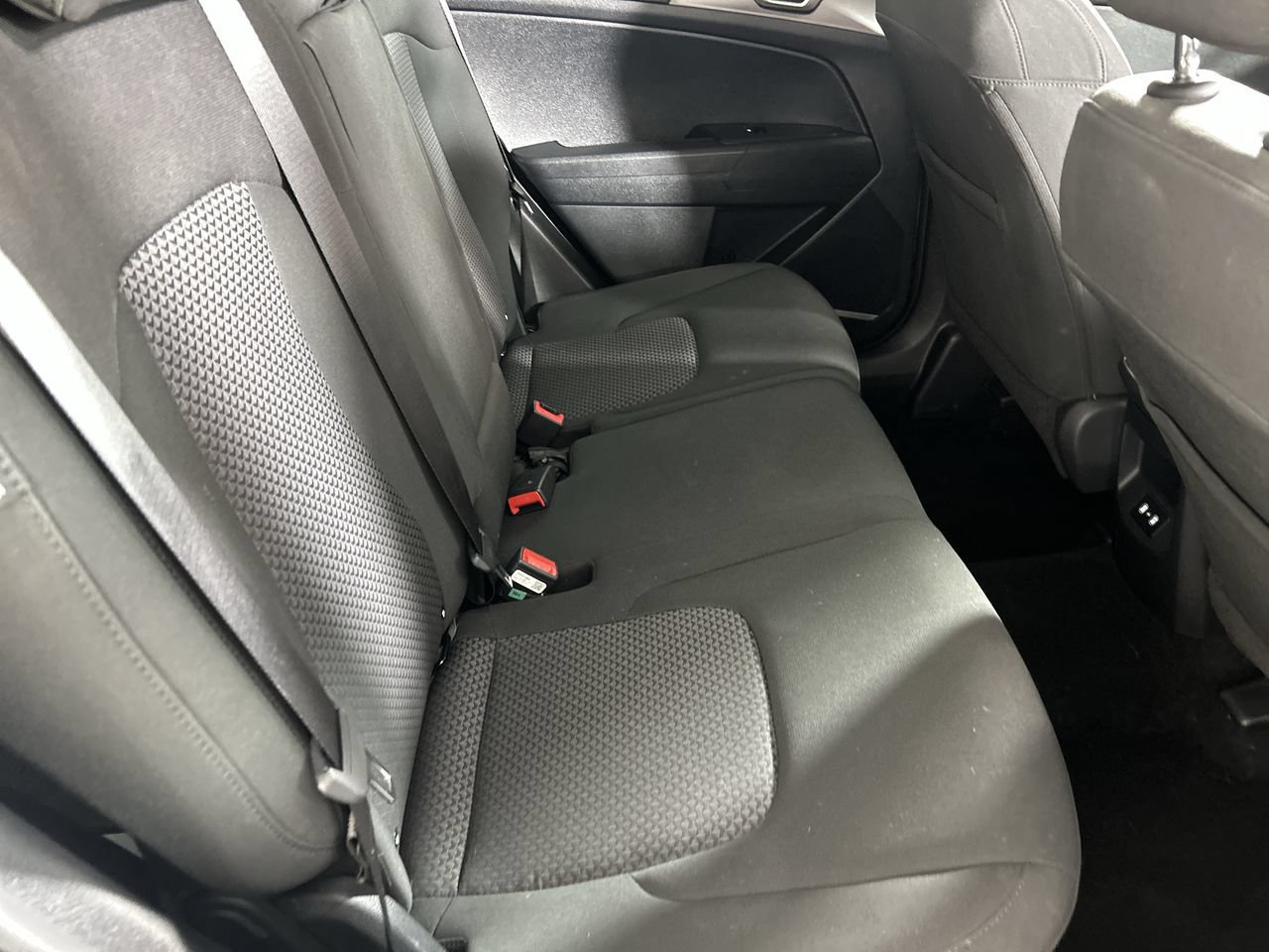 Used 2026 Kia Sportage LX FWD image 25