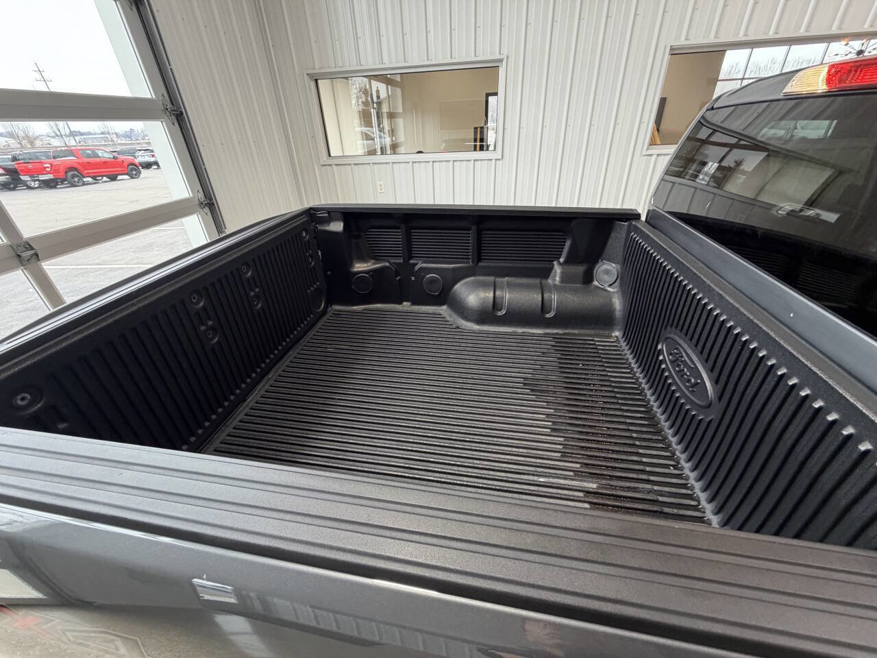 Used 2022 Ford Ranger XLT w/ Bed Utility Package AWD/4WD image 8