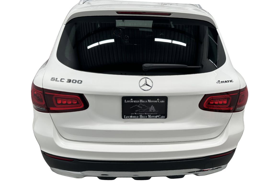 Used 2021 Mercedes-Benz GLC 300 4MATIC image 5