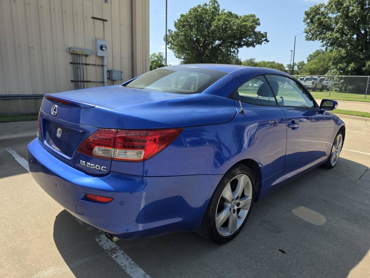Used 2010 Lexus IS 250C RWD image 4