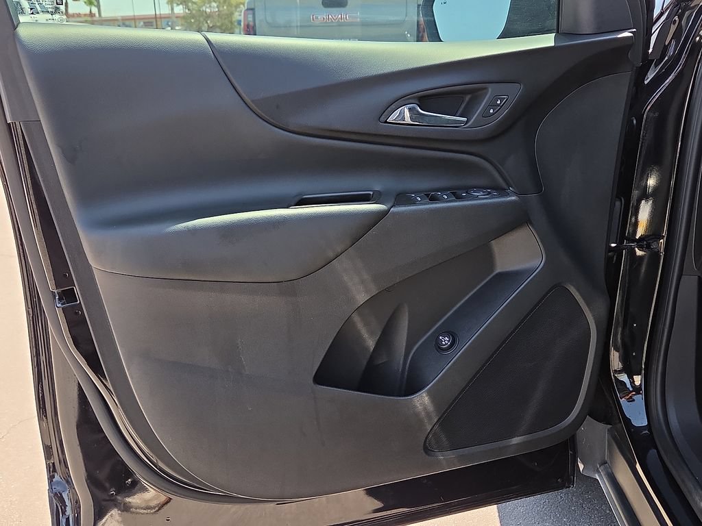 Used 2024 Chevrolet Equinox LT FWD image 13
