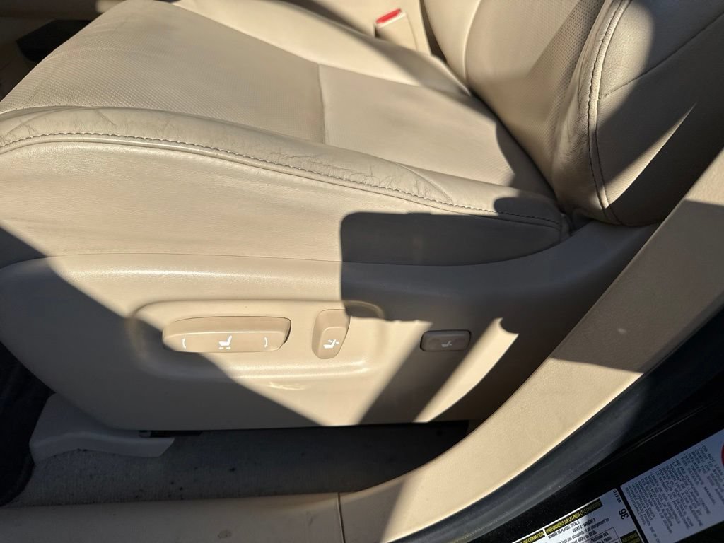Used 2015 Lexus RX 450h AWD image 12