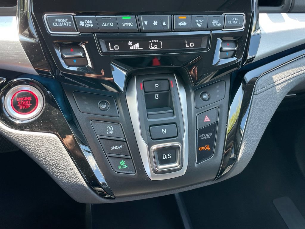 Certified 2024 Honda Odyssey Touring image 19