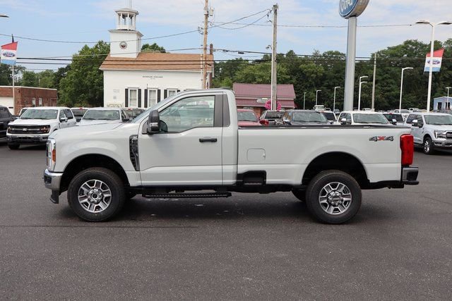 New 2025 Ford F350 XLT AWD/4WD image 13