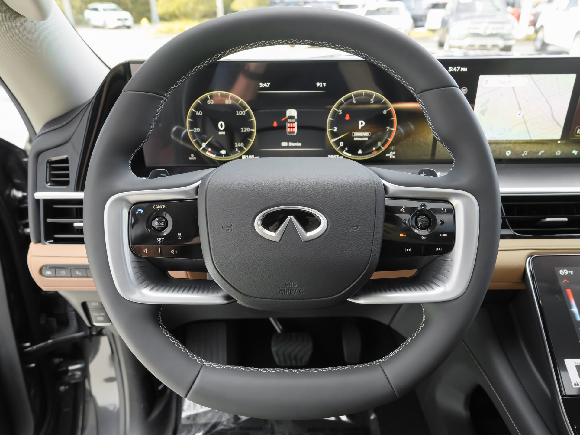 Certified 2026 INFINITI QX80 Luxe w/ Cargo Package AWD/4WD image 9