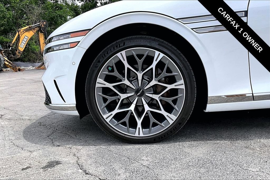 Used 2025 Genesis G90 3.5T AWD/4WD image 32