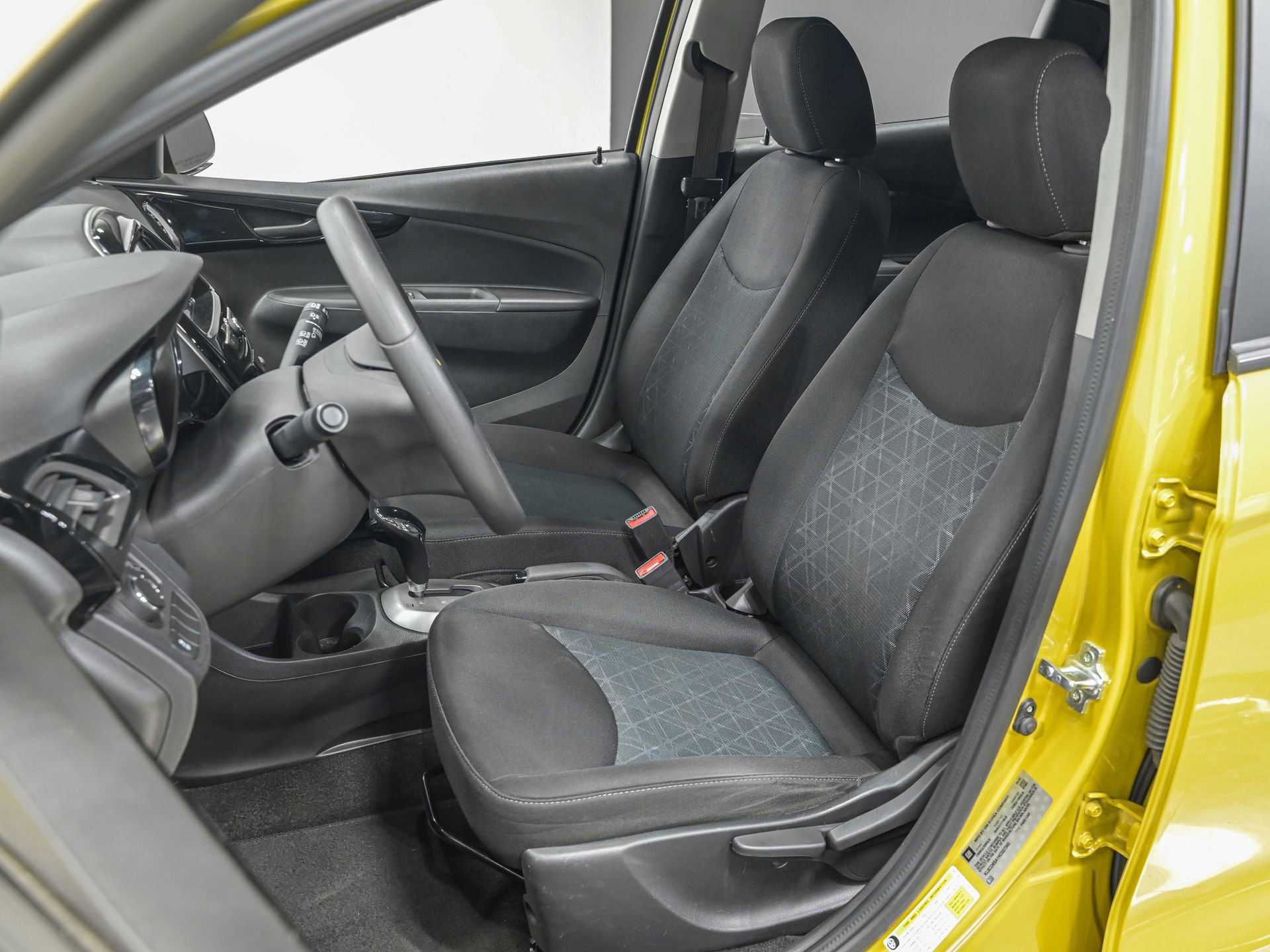 Used 2022 Chevrolet Spark LT FWD image 17