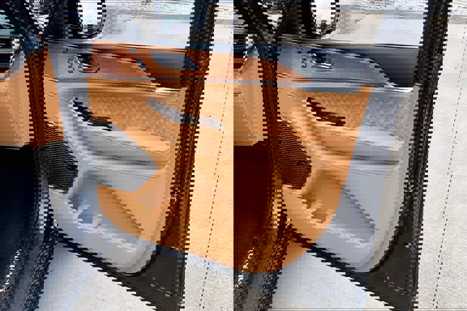 Used 2025 Jeep Grand Cherokee Summit image 23