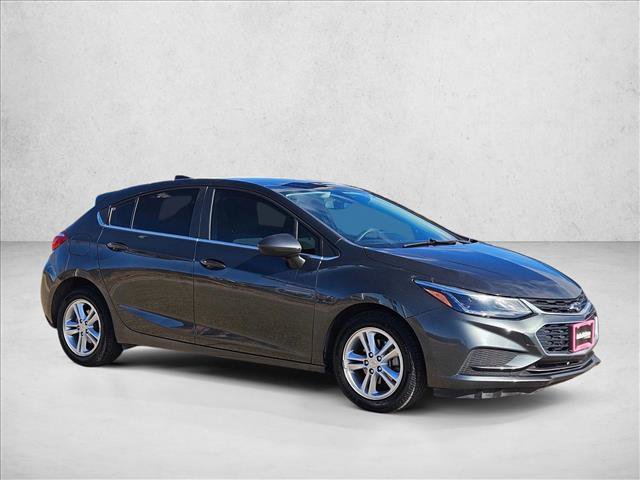 Used 2018 Chevrolet Cruze LT w/ Convenience Package image 3