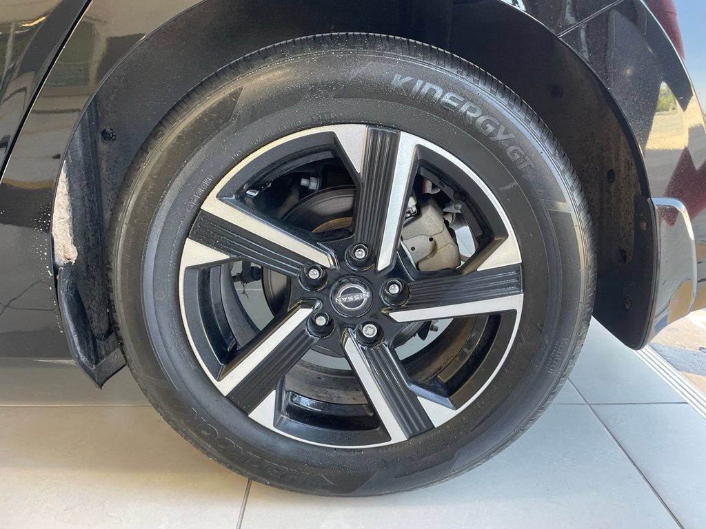 Certified 2024 Nissan Sentra SV FWD image 17