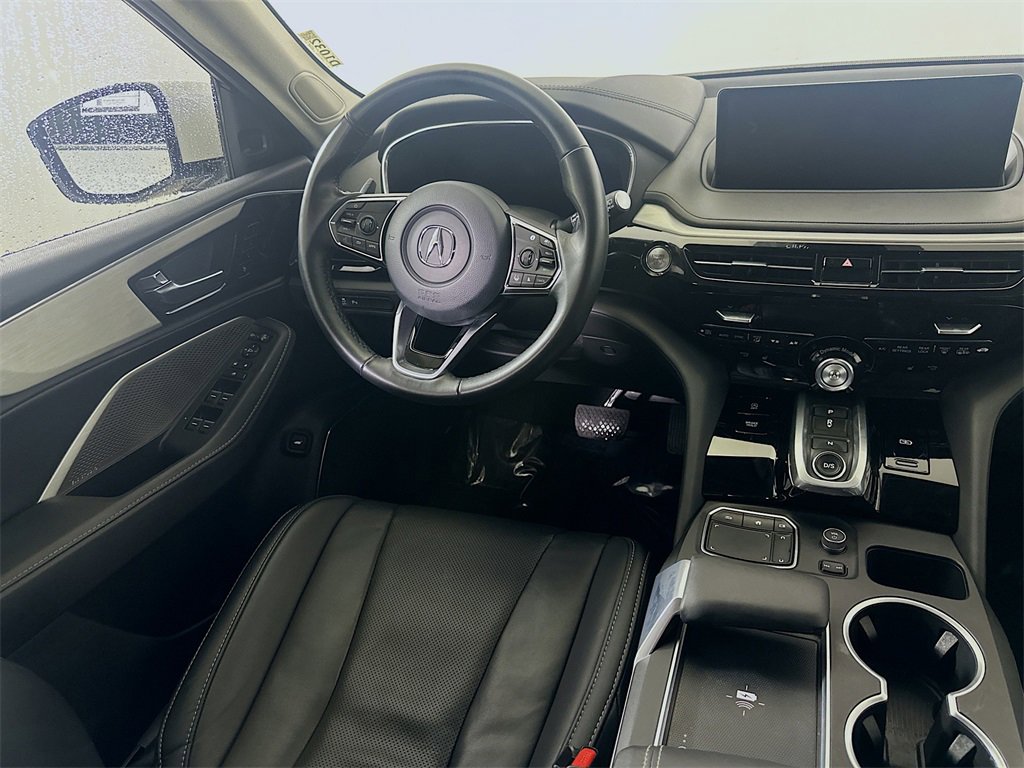 Used 2023 Acura MDX SH-AWD w/ Technology Package image 18