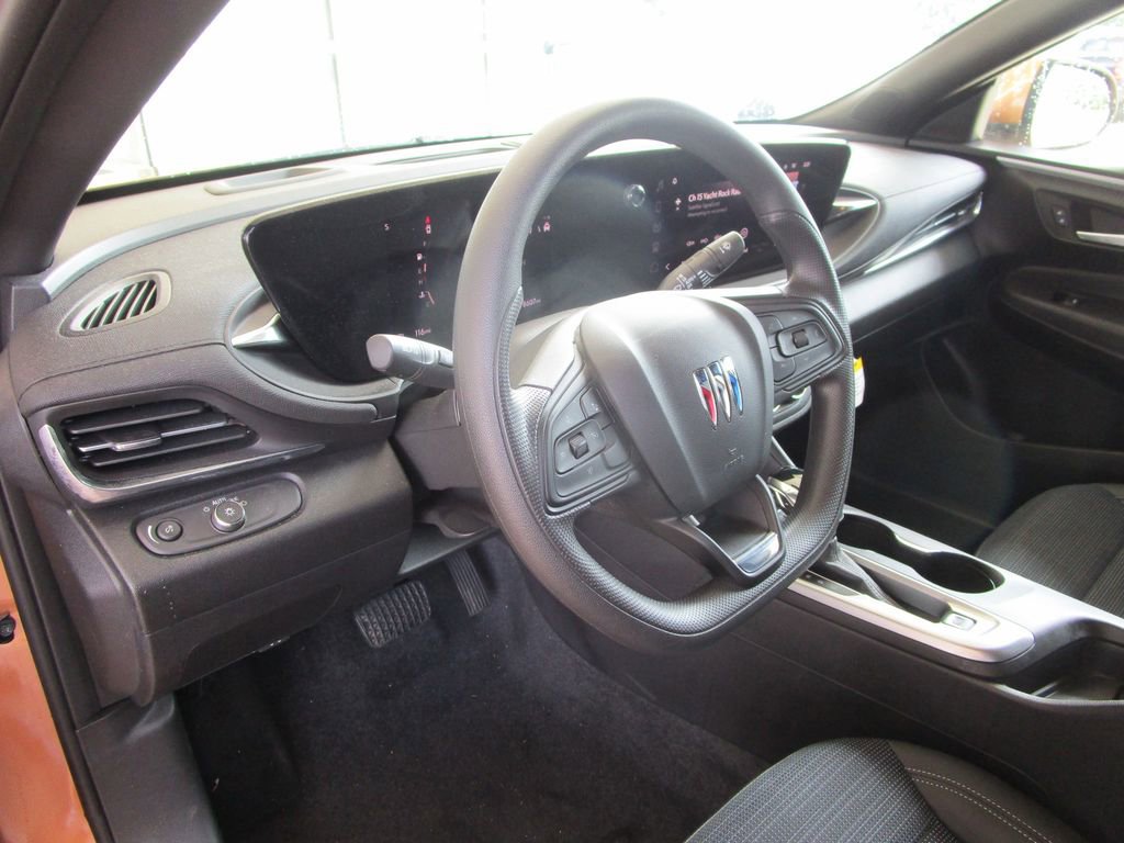 Used 2024 Buick Envista Preferred w/ Convenience II Package FWD image 18