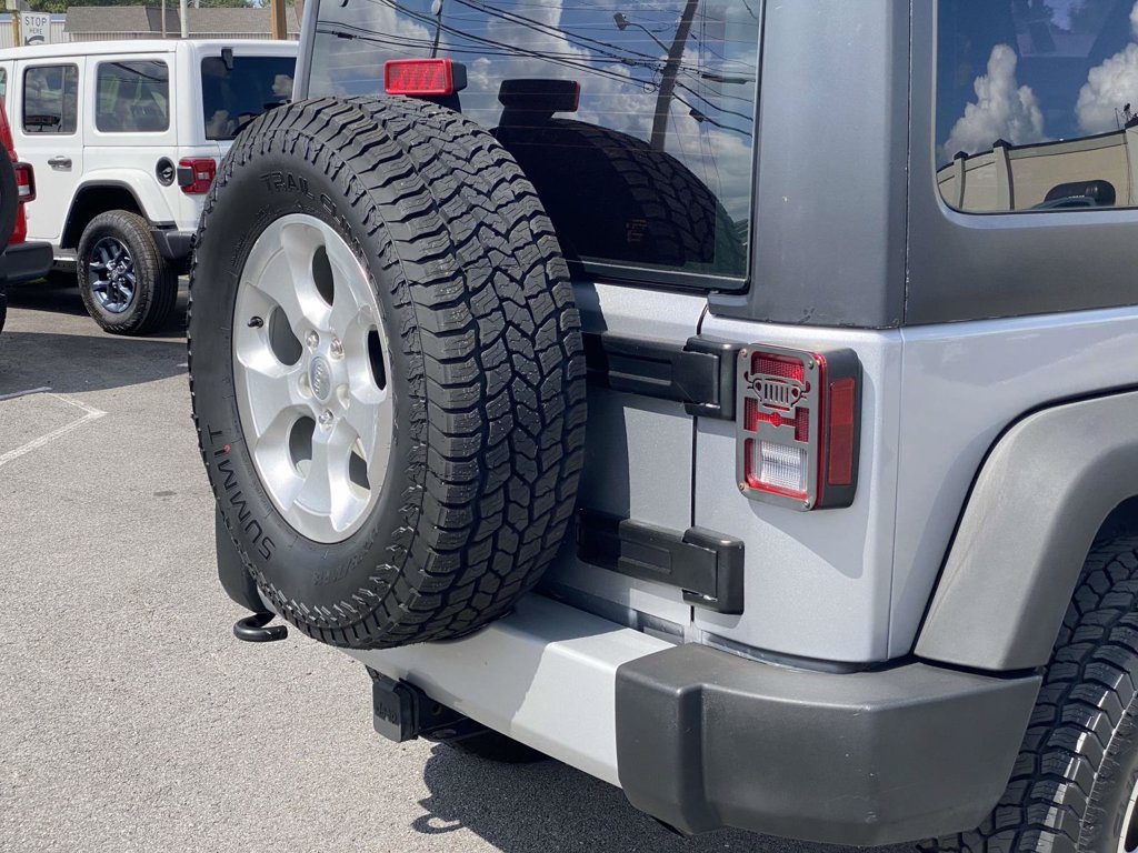 Used 2013 Jeep Wrangler Sport AWD/4WD image 45
