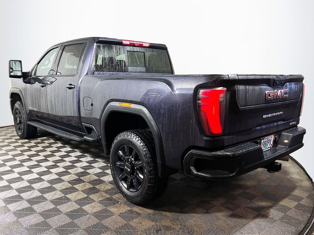 Used 2024 GMC Sierra 3500 AT4 w/ AT4 Premium Plus Package image 5