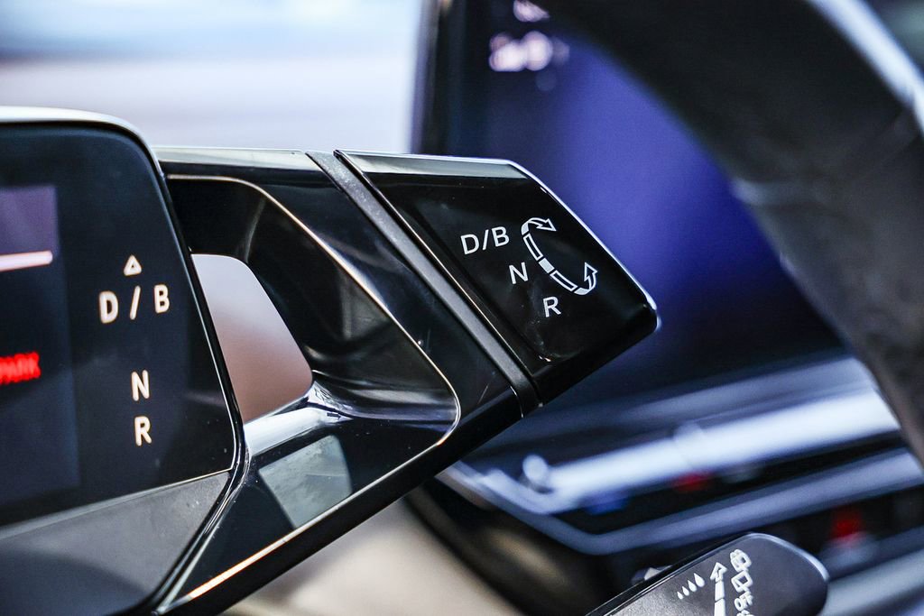 Certified 2023 Volkswagen ID.4 2WD image 29