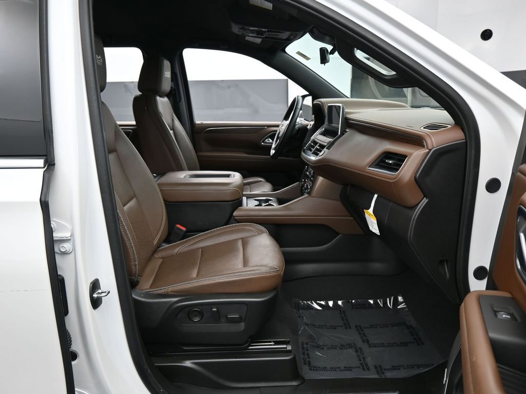Used 2024 Chevrolet Tahoe High Country image 46