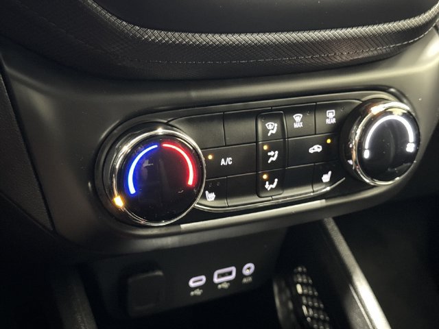 Used 2023 Chevrolet TrailBlazer LT FWD image 19