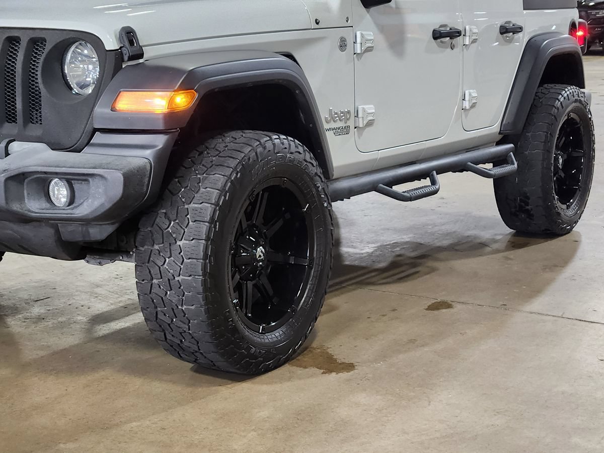 Used 2019 Jeep Wrangler Unlimited Sport S AWD/4WD image 12