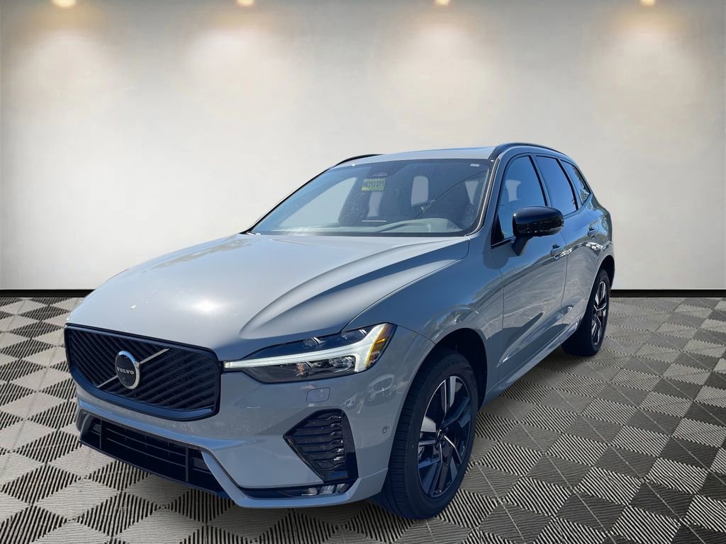 New 2026 Volvo XC60 B5 Plus w/ Climate Package image 7