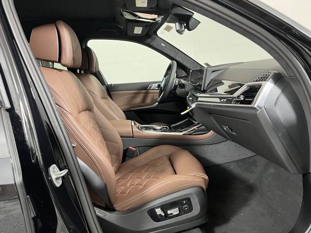 New 2026 BMW X7 xDrive40i w/ M Sport Package image 23