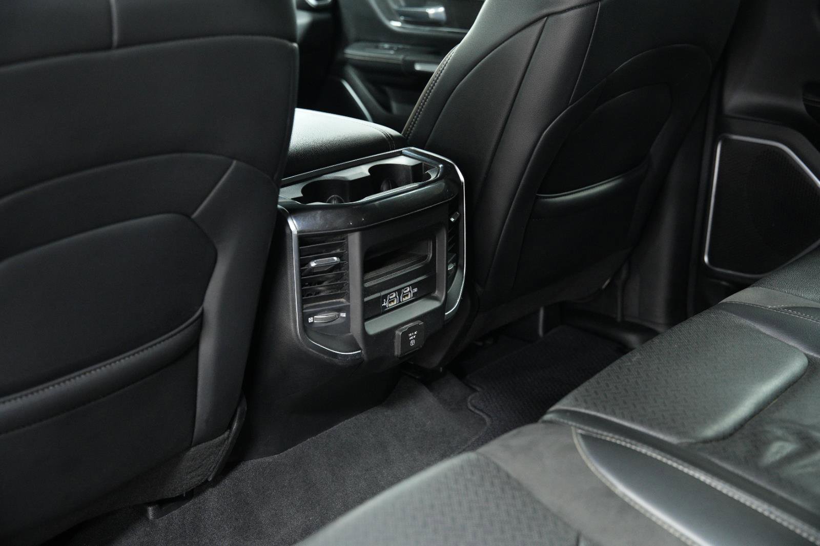 Used 2019 RAM 1500 Laramie w/ Sport Appearance Package image 20