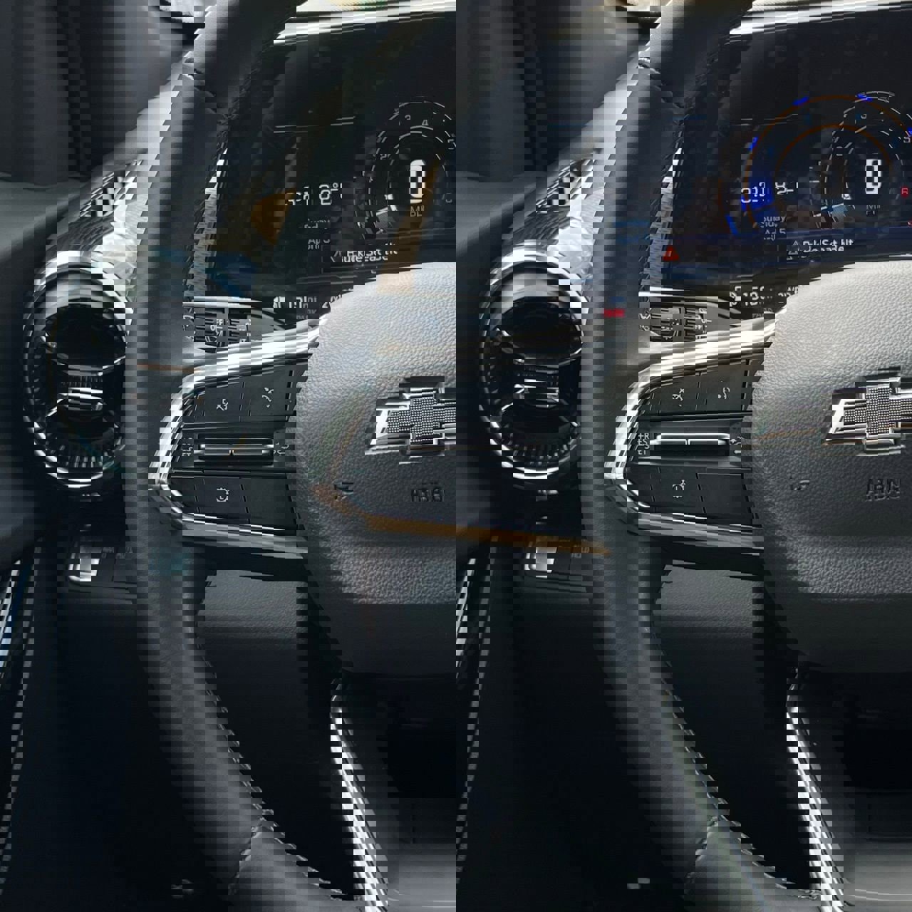 Certified 2025 Chevrolet Equinox ACTIV w/ Safety and Technology Package image 14