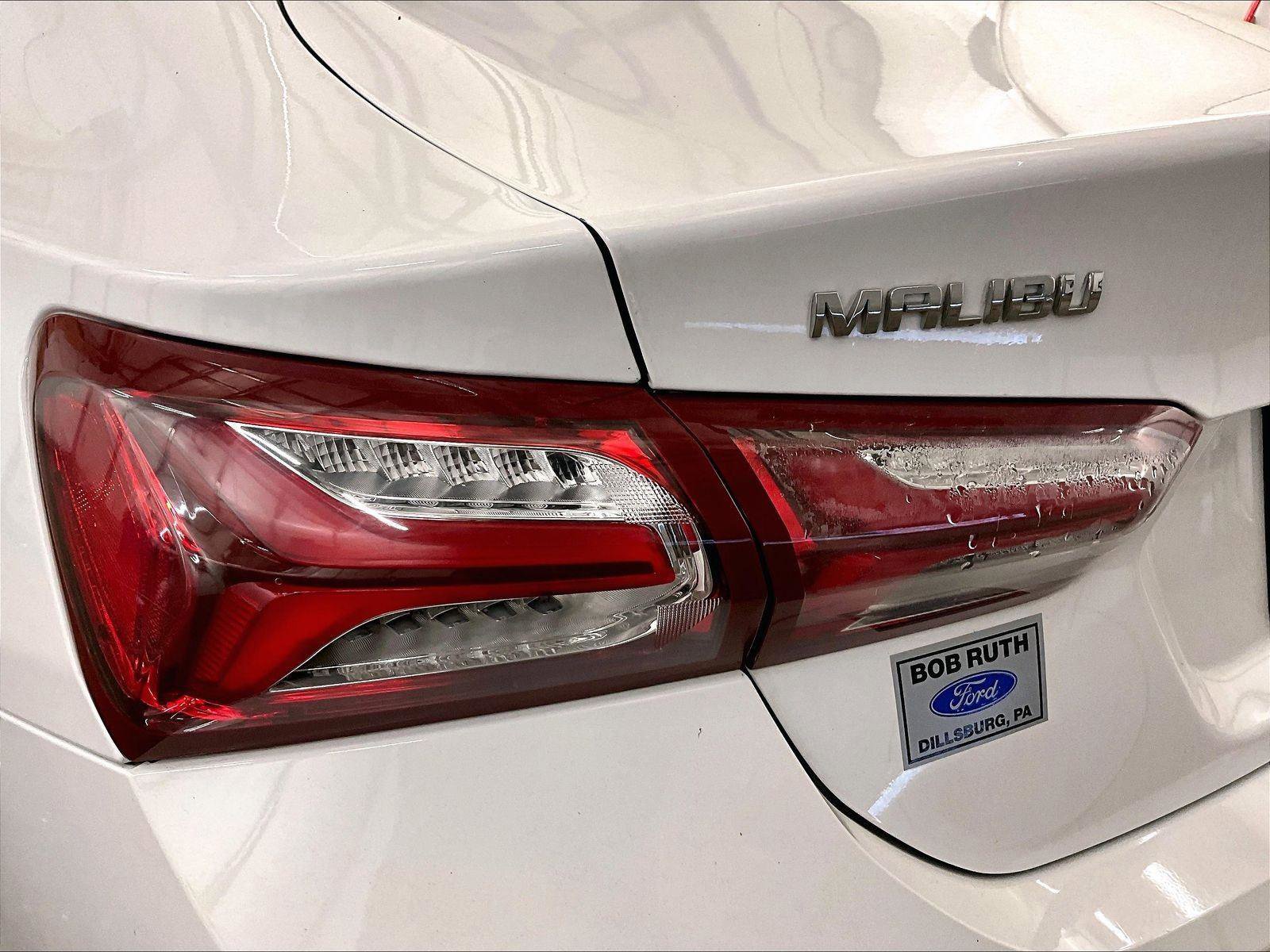 Used 2022 Chevrolet Malibu LT image 28