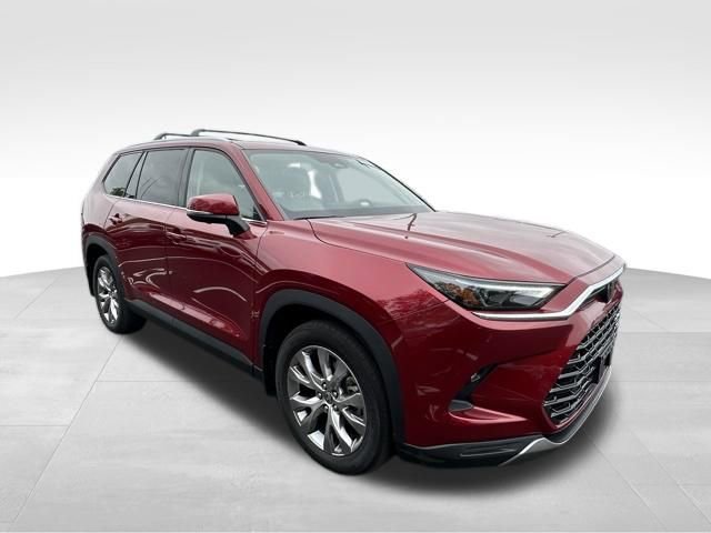 Used 2024 Toyota Grand Highlander AWD image 10