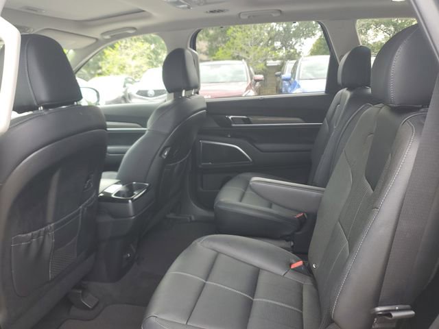 Certified 2021 Kia Telluride SX w/ Towing Package FWD image 8