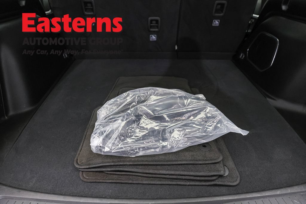 Used 2022 Jeep Grand Cherokee Limited 4xe w/ Luxury Tech Group II AWD/4WD image 9