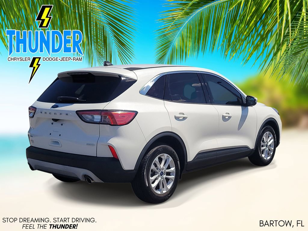 Used 2020 Ford Escape SE FWD image 4