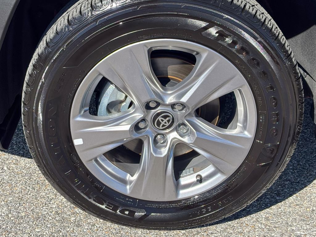 Certified 2025 Toyota RAV4 XLE image 46