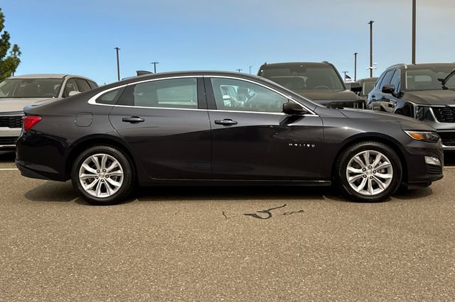 Used 2023 Chevrolet Malibu LT FWD image 3