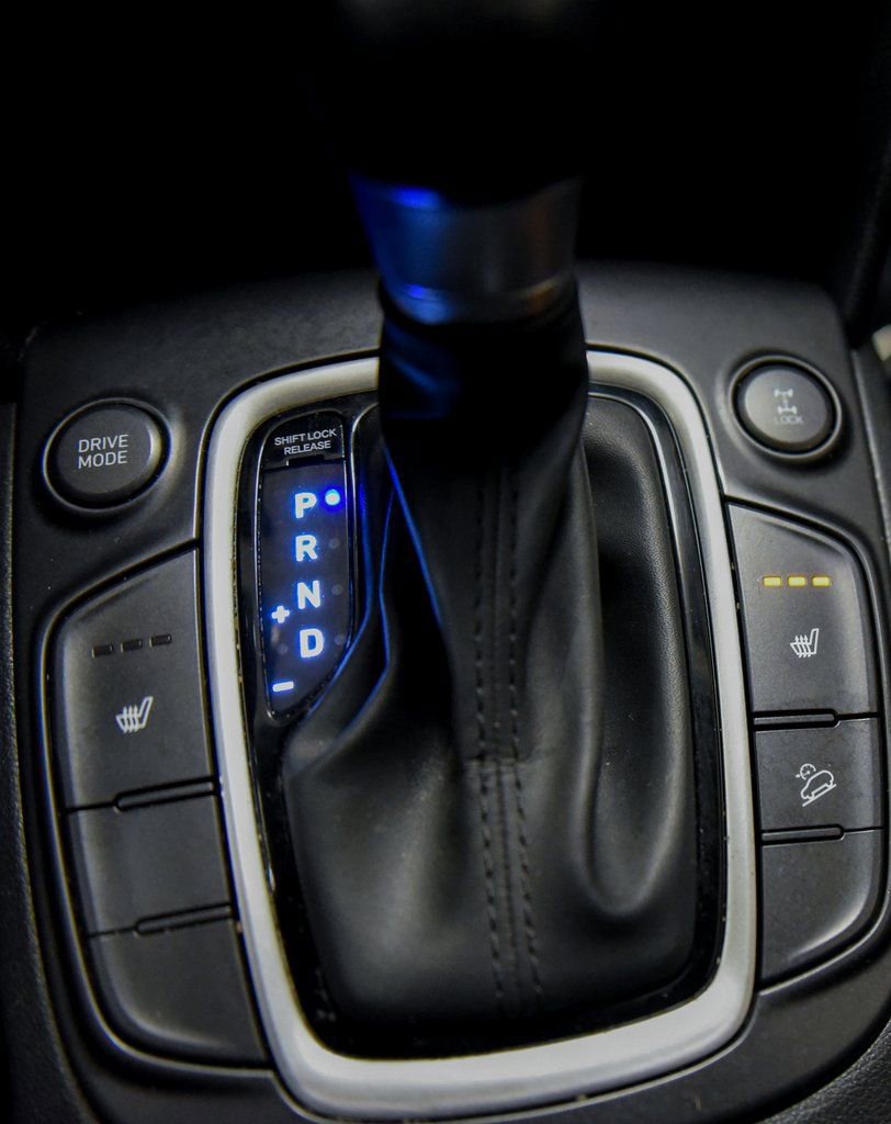 Used 2018 Hyundai Kona SEL image 19