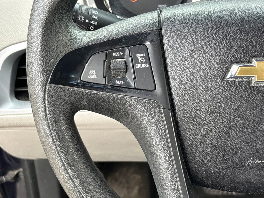Used 2017 Chevrolet Equinox LS FWD image 19