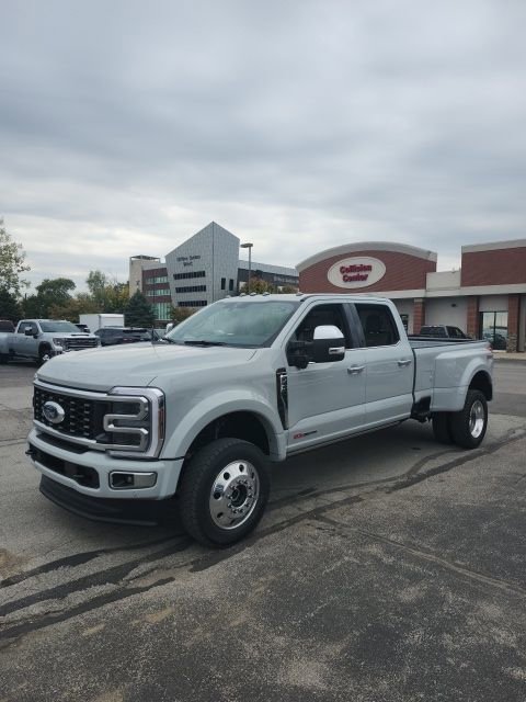 New 2026 Ford F450 Platinum image 3