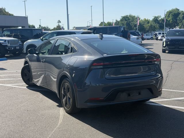 Used 2024 Toyota Prius LE image 9