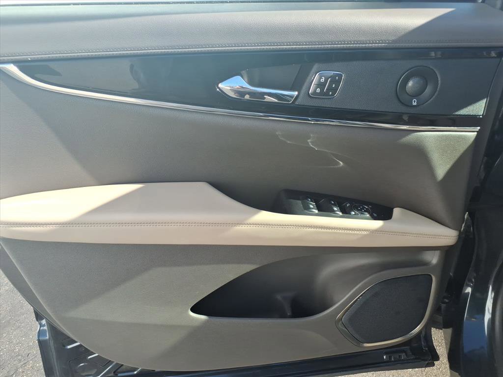 Certified 2023 Lincoln Nautilus Reserve w/ Equipment Group 201A image 11