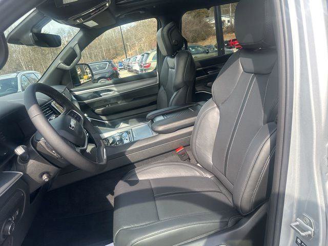 New 2026 Jeep Grand Wagoneer Limited image 27