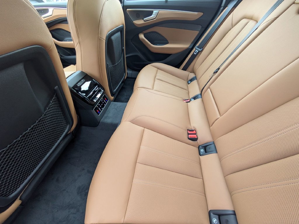 New 2026 Audi A6 Premium Plus AWD/4WD image 30