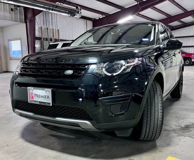 Used 2019 Land Rover Discovery Sport SE AWD/4WD image 8
