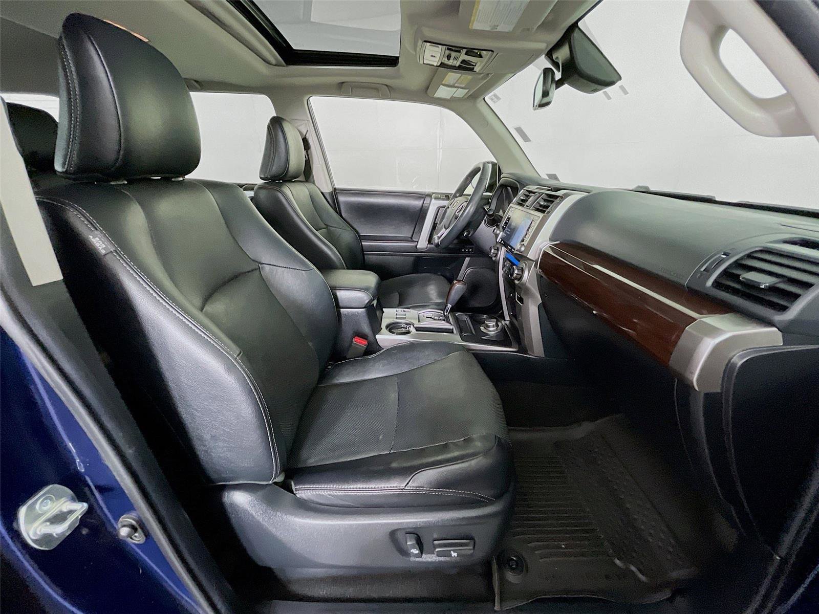 Used 2022 Toyota 4Runner Limited image 33