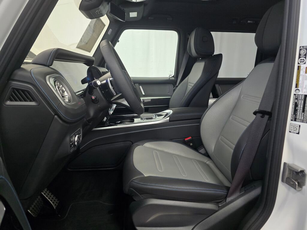 New 2025 Mercedes-Benz G 580 w/ EQ Technology image 13