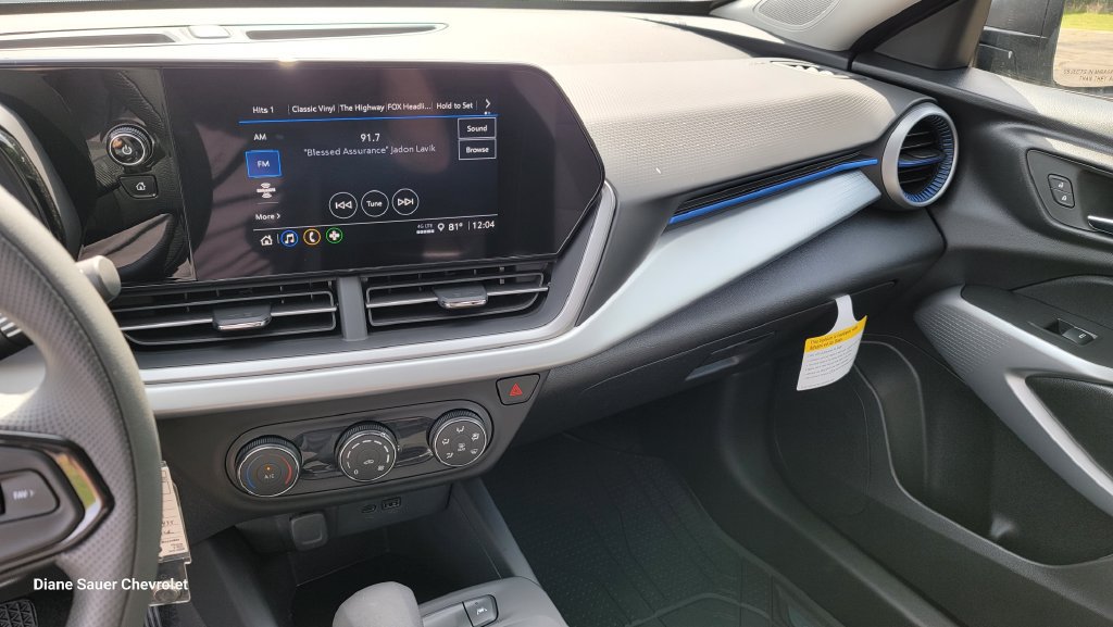 New 2026 Chevrolet Trax LS FWD image 21