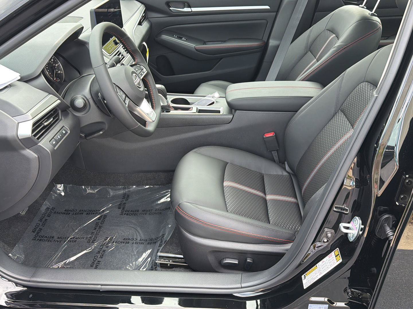 New 2026 Nissan Altima 2.5 SR w/ SR Midnight Edition Package FWD image 10