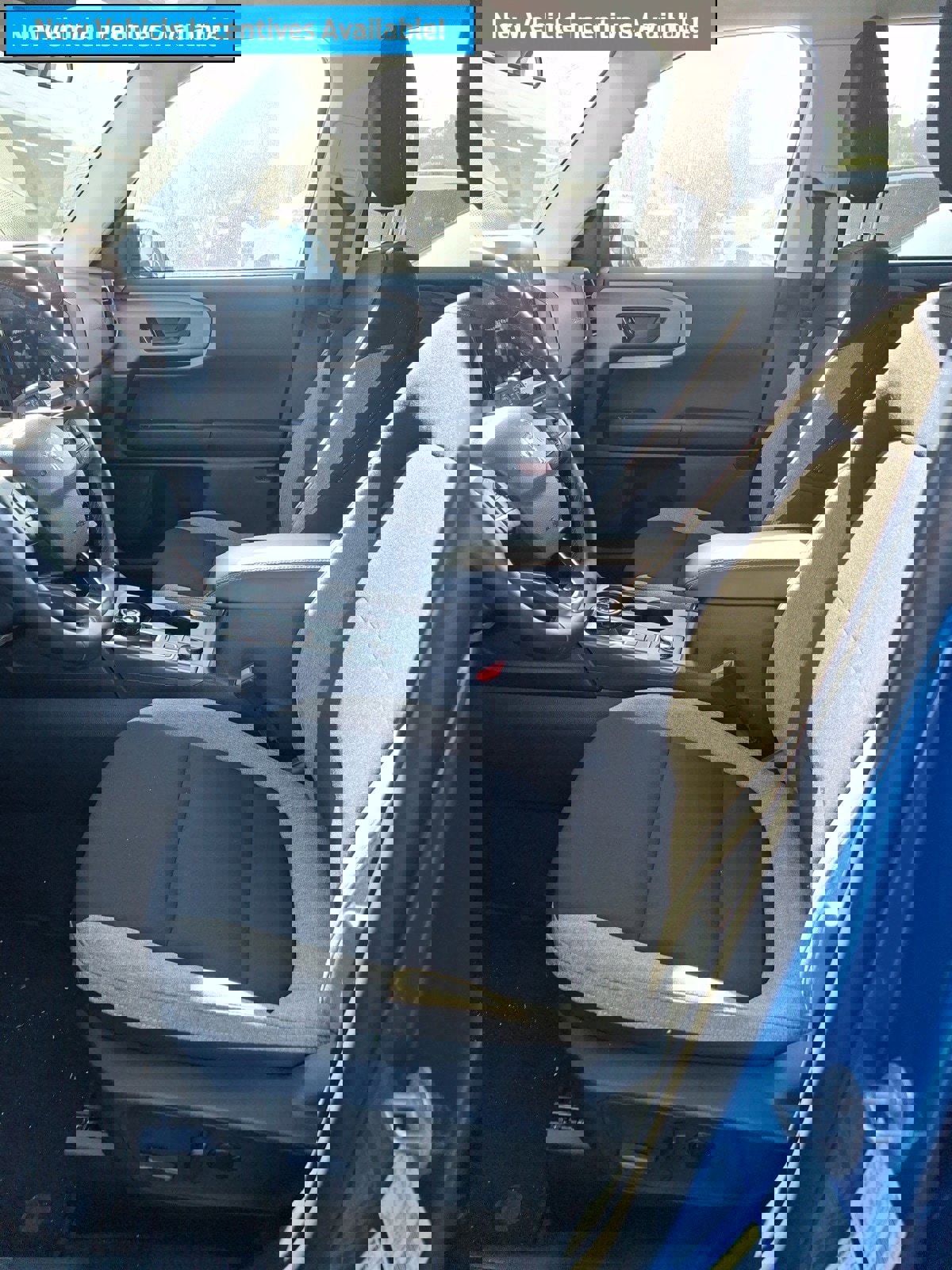 Used 2025 Ford Bronco Sport Big Bend w/ Convenience Package image 9